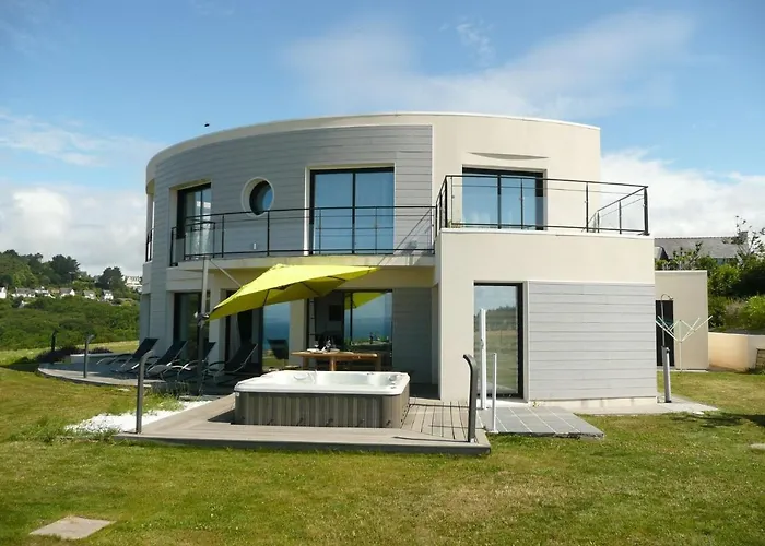 Panoramic Sea View And Jacuzzi, Premium, Telgruc-Sur-Mer